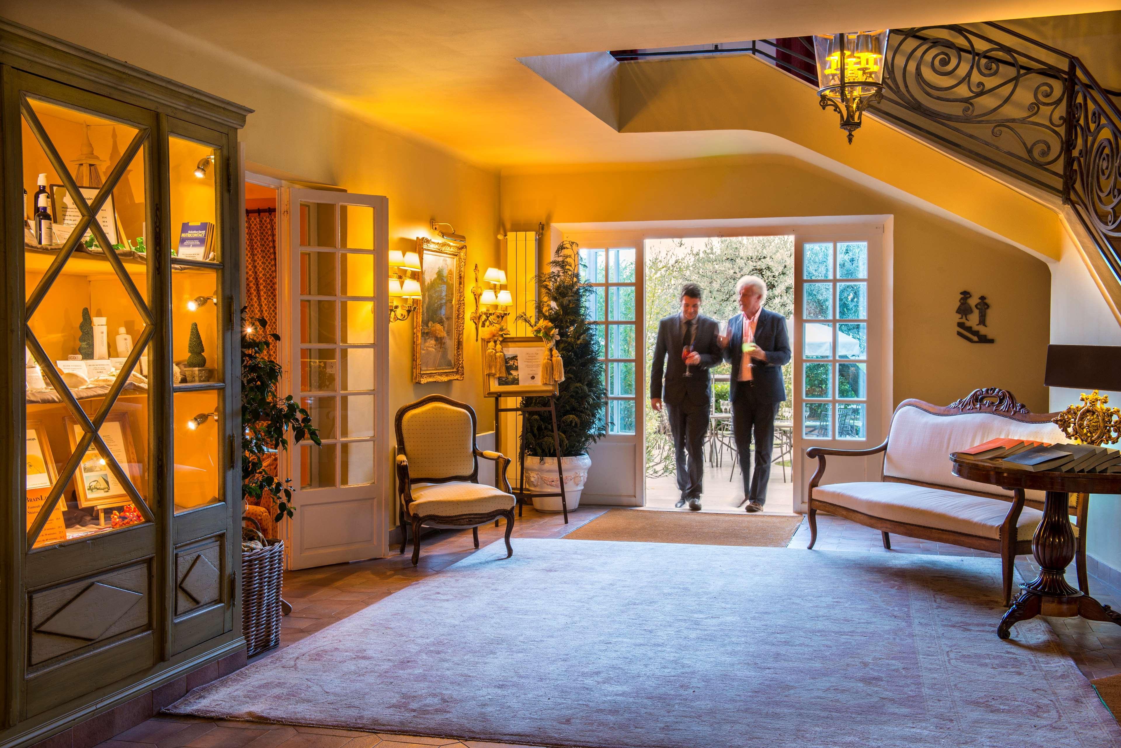 La Bastide Du Calalou; Bw Signature Collection Hotel Moissac-Bellevue