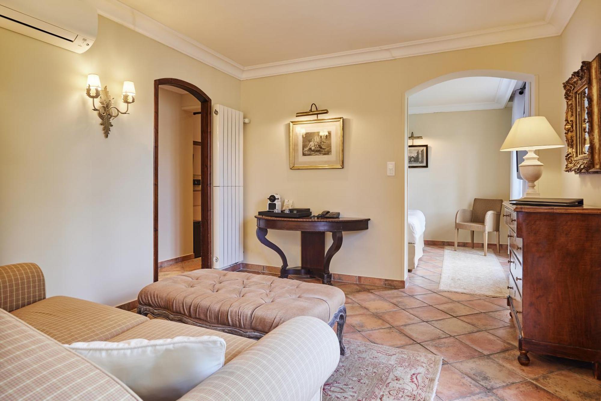 Hotel La Bastide Du Calalou; Bw Signature Collection 4*