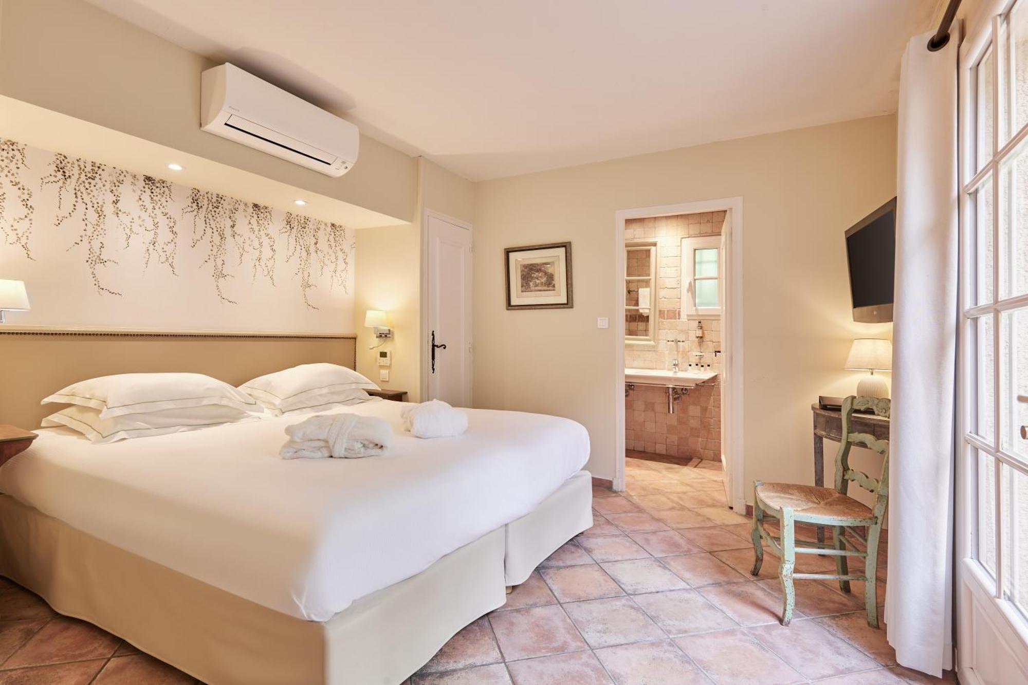 La Bastide Du Calalou; Bw Signature Collection Hotel 4*